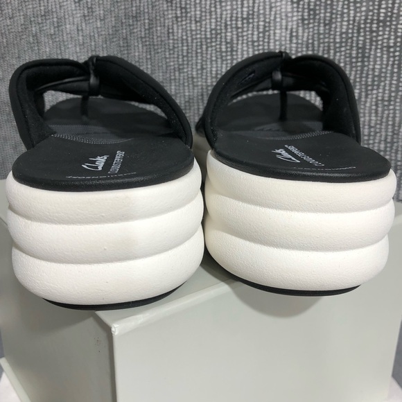 Clarks Cloudsteppers Slides - Picture 5 of 12